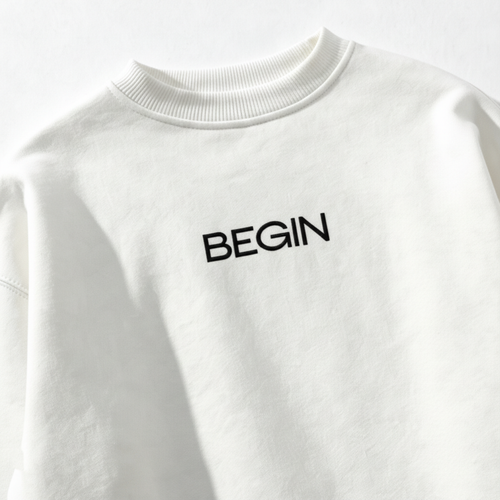 VOYAGE CREWNECK - WHITE