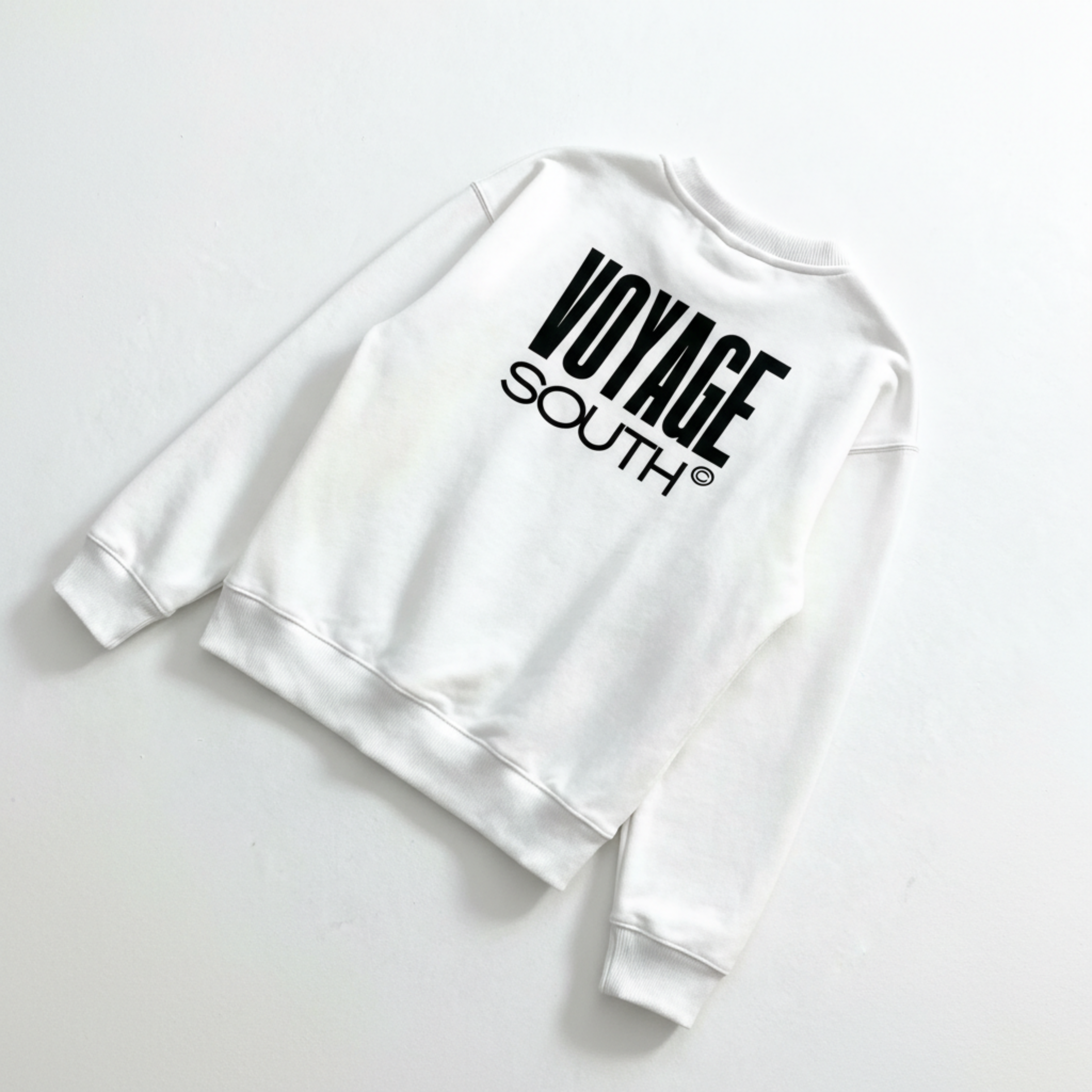VOYAGE CREWNECK - WHITE